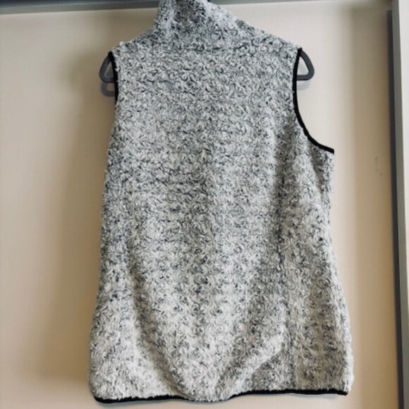 Wooly Bully Wear Pullover Vest size Large - Picture 3 of 4